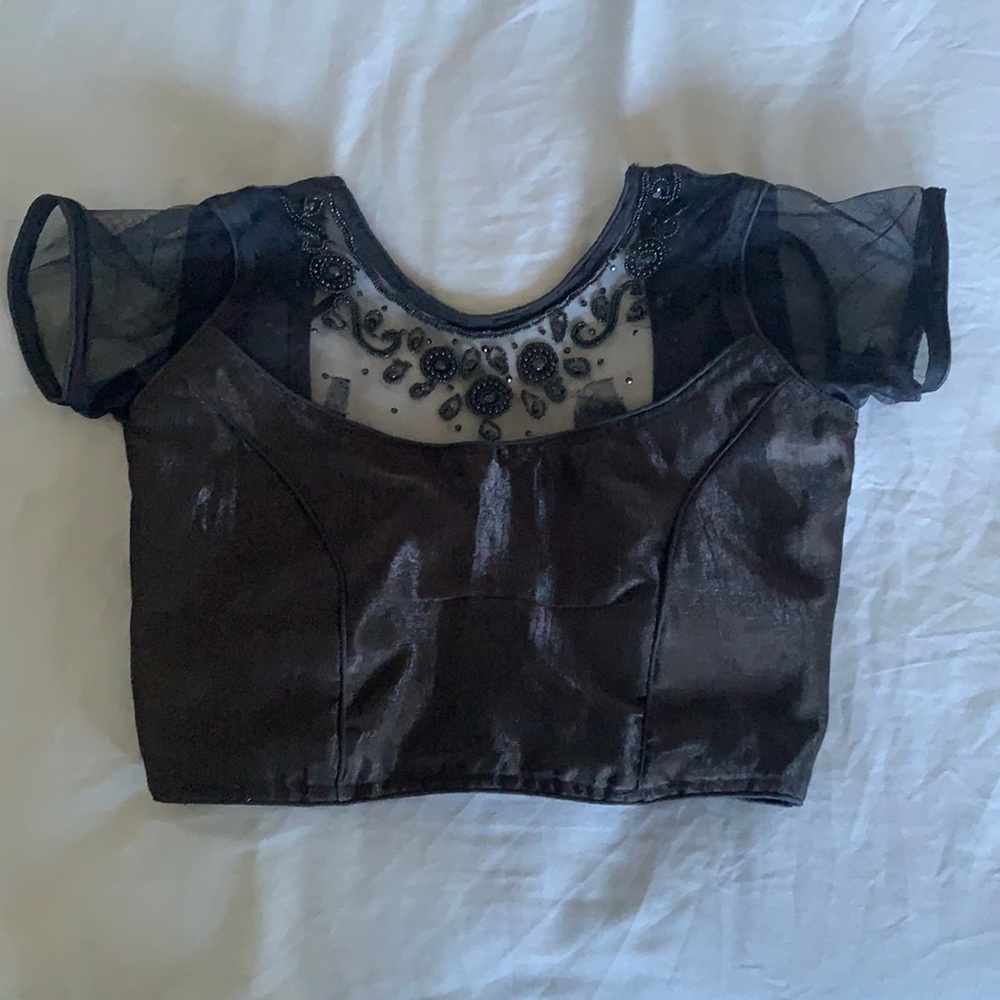 Black crop top